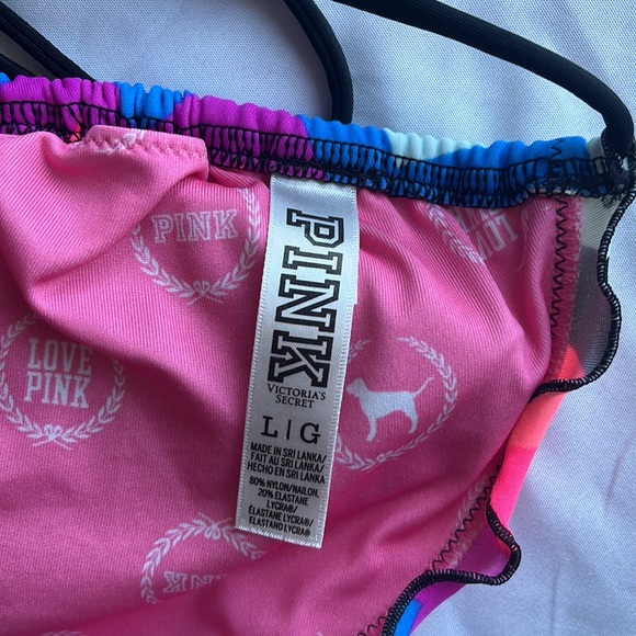 ✨Host Pick✨PINK bikini top - Picture 3 of 4